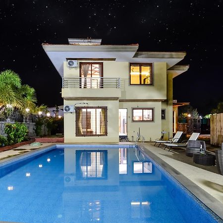 Lifeline Villas - Luxurious Taraangan 4 Mountain View Villa With Biggest Pool And Huge Open Area Lonavala Bagian luar foto