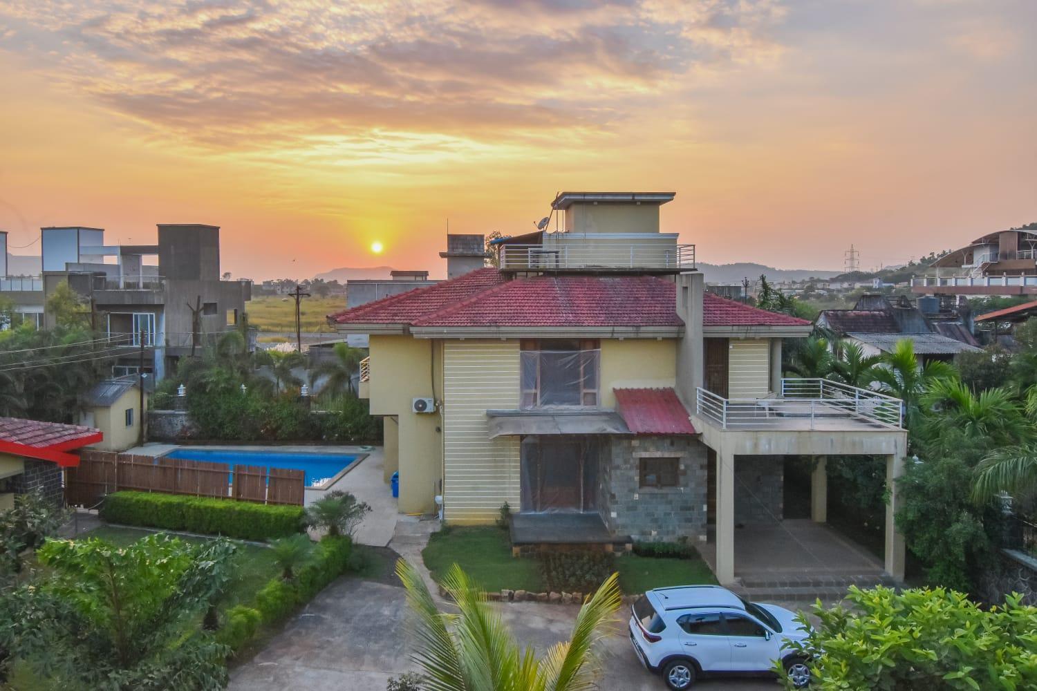 Lifeline Villas - Luxurious Taraangan 4 Mountain View Villa With Biggest Pool And Huge Open Area Lonavala Bagian luar foto